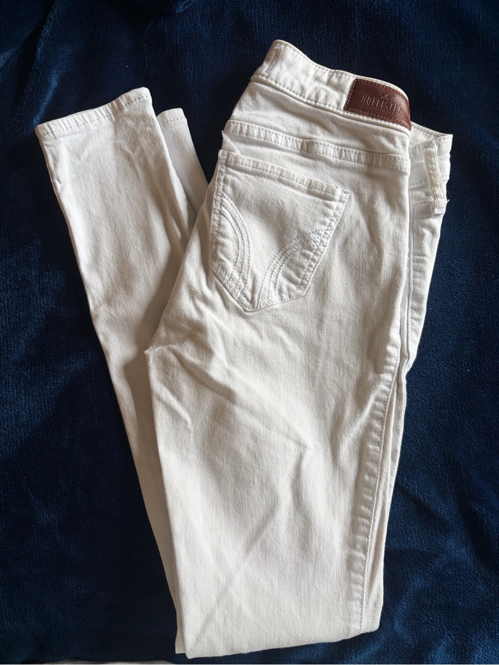 White hollister skinny jeans